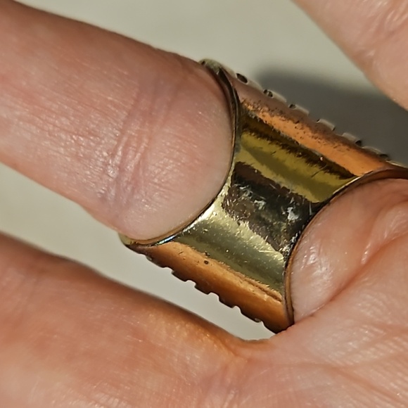 Stone ring - Picture 3 of 6